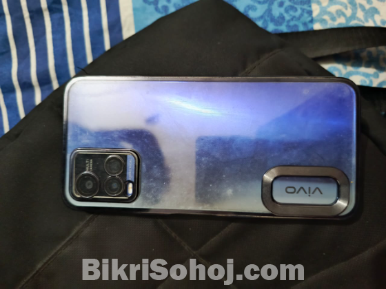 Vivo y21